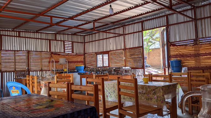 Best Place Resto 1