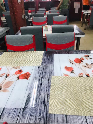 PiliPili Restaurant 5